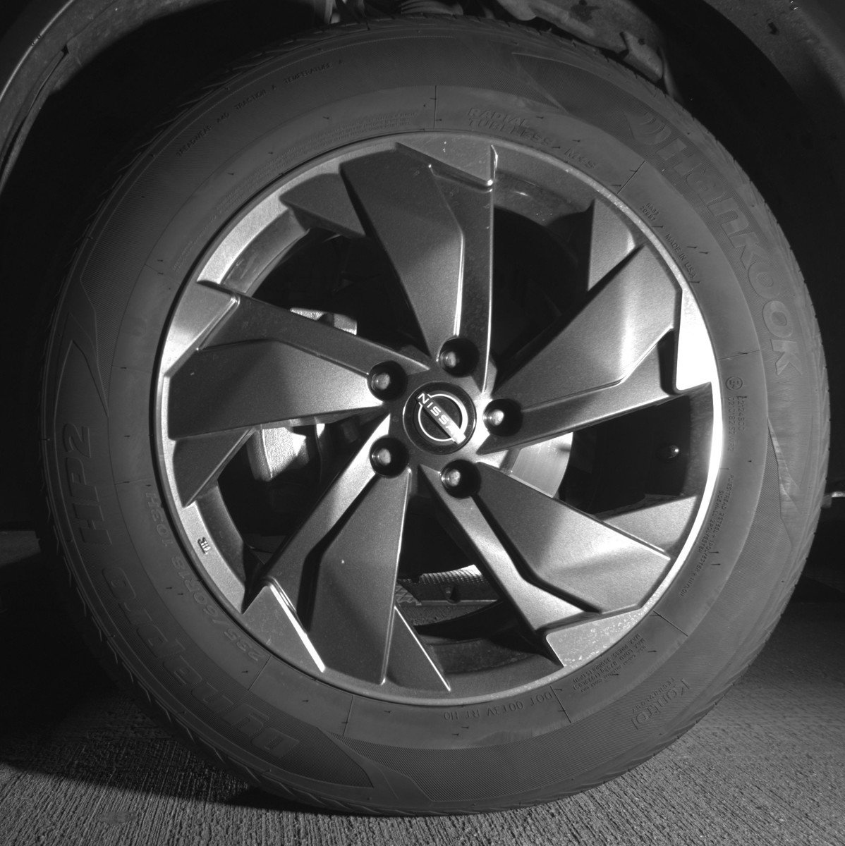 Used 2025 Nissan Rogue SV image 12