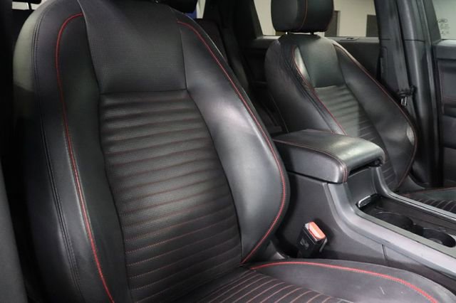 Used 2017 Land Rover Discovery Sport HSE image 24