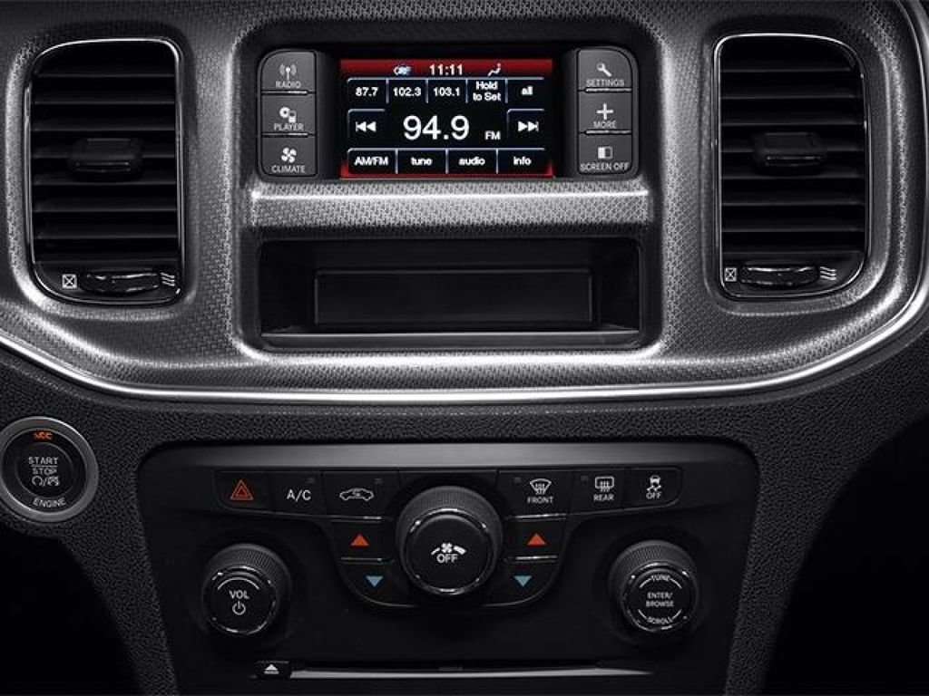 Used 2014 Dodge Charger SXT Plus RWD image 7