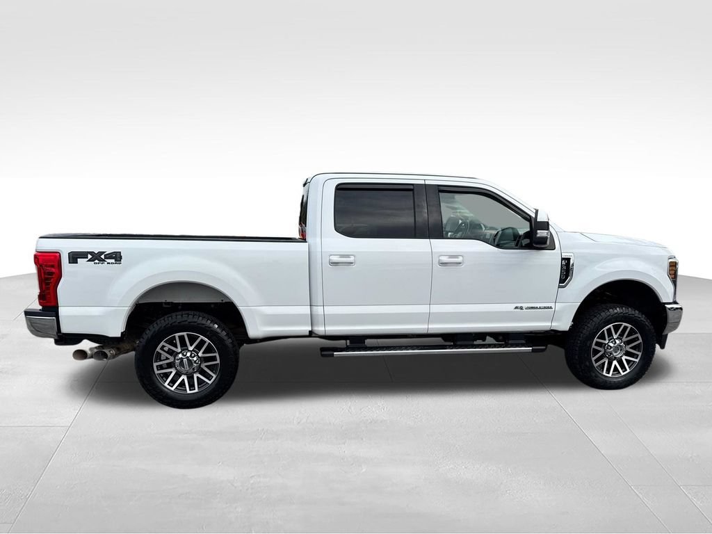 Used 2018 Ford F350 Lariat w/ Lariat Value Package AWD/4WD image 3