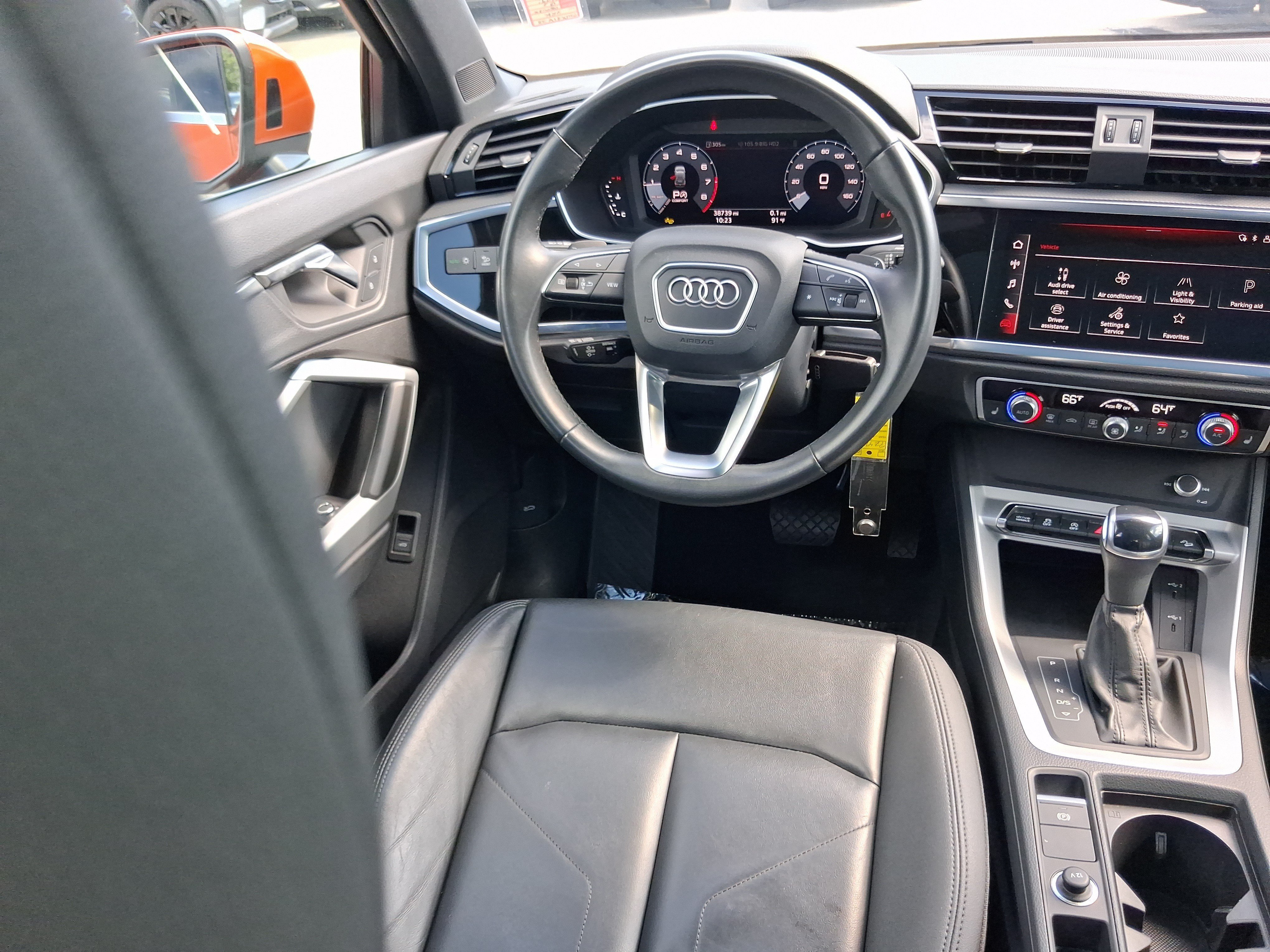 Used 2025 Audi Q3 2.0T Premium AWD/4WD image 9