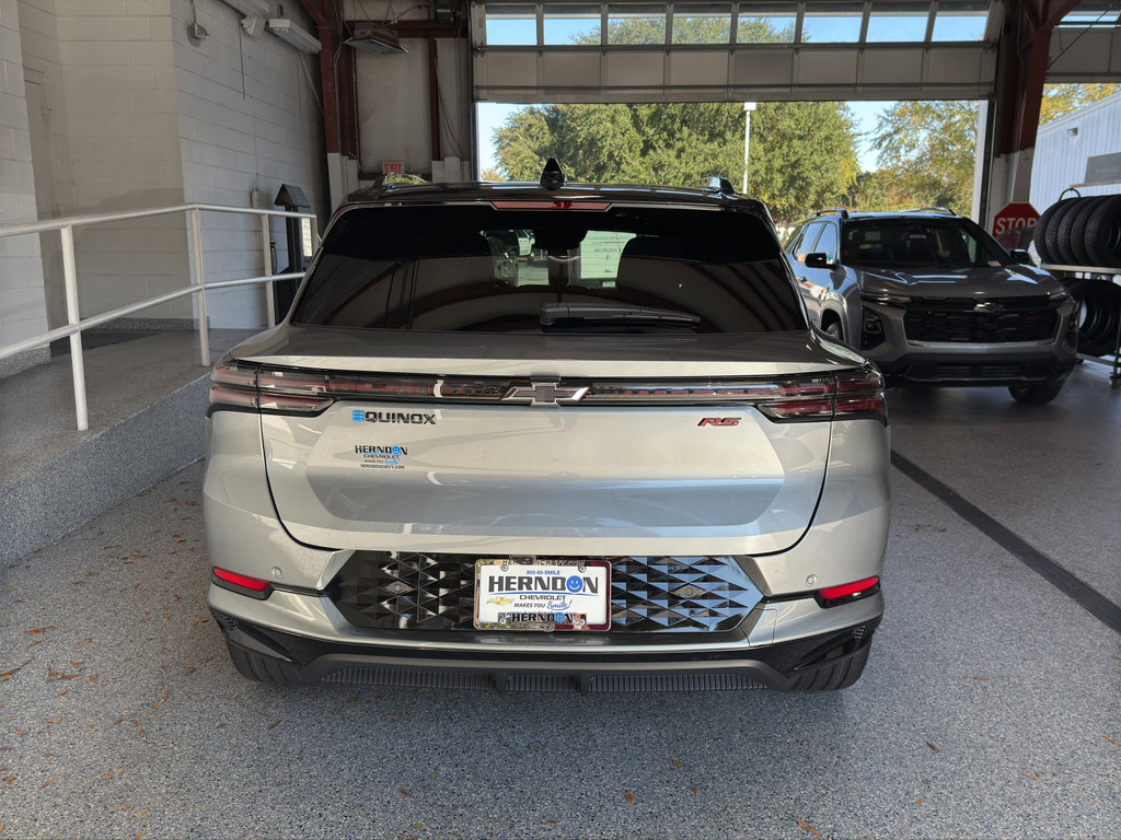 New 2026 Chevrolet Equinox EV RS image 7