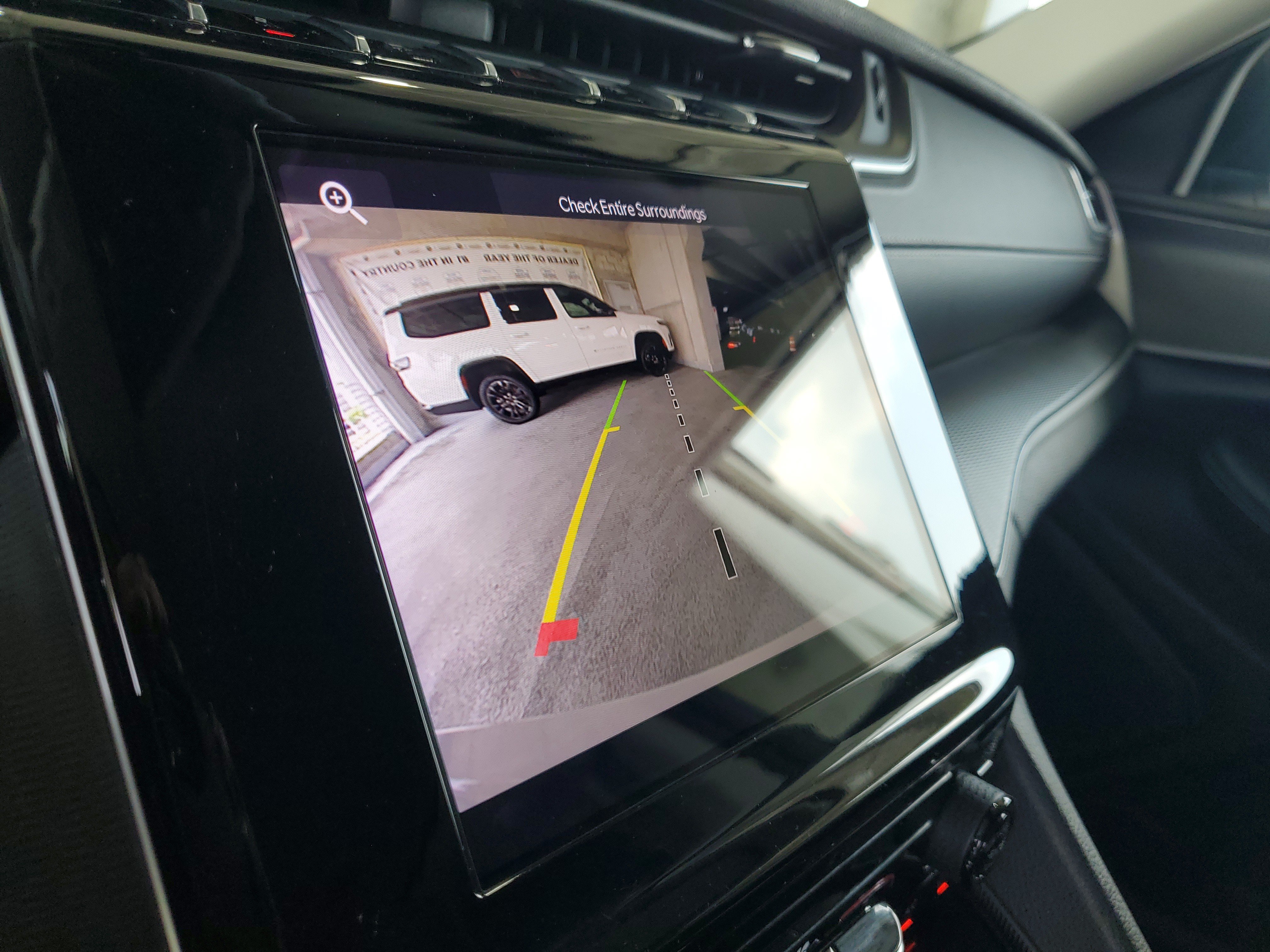 Certified 2023 Jeep Grand Cherokee Laredo w/ Trailer Tow Prep Group (B) AWD/4WD image 27