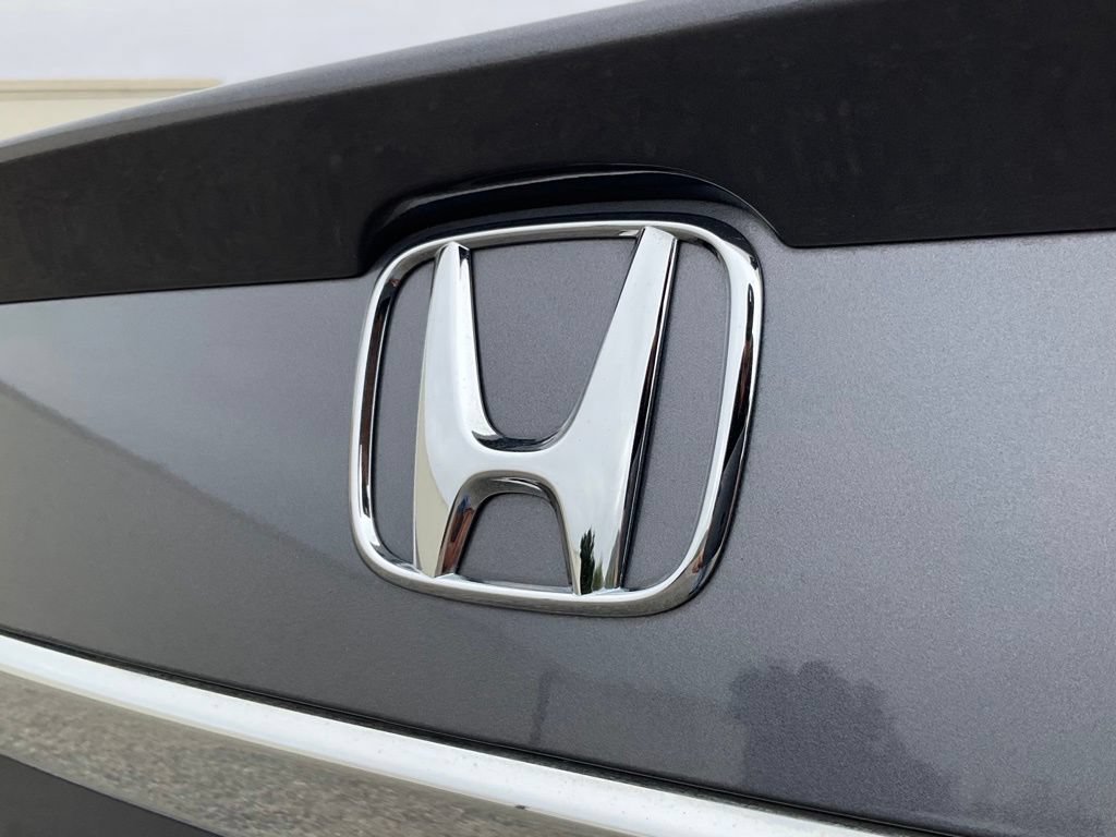 Used 2016 Honda Accord Sport image 16