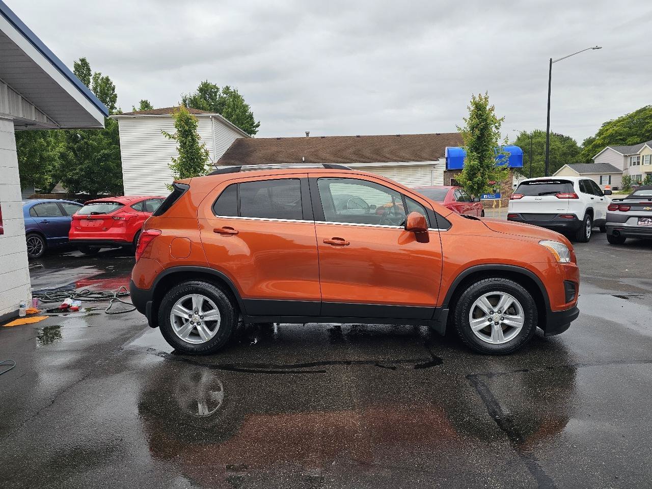 Used 2015 Chevrolet Trax LT w/ LT Sun and Sound Package FWD image 13