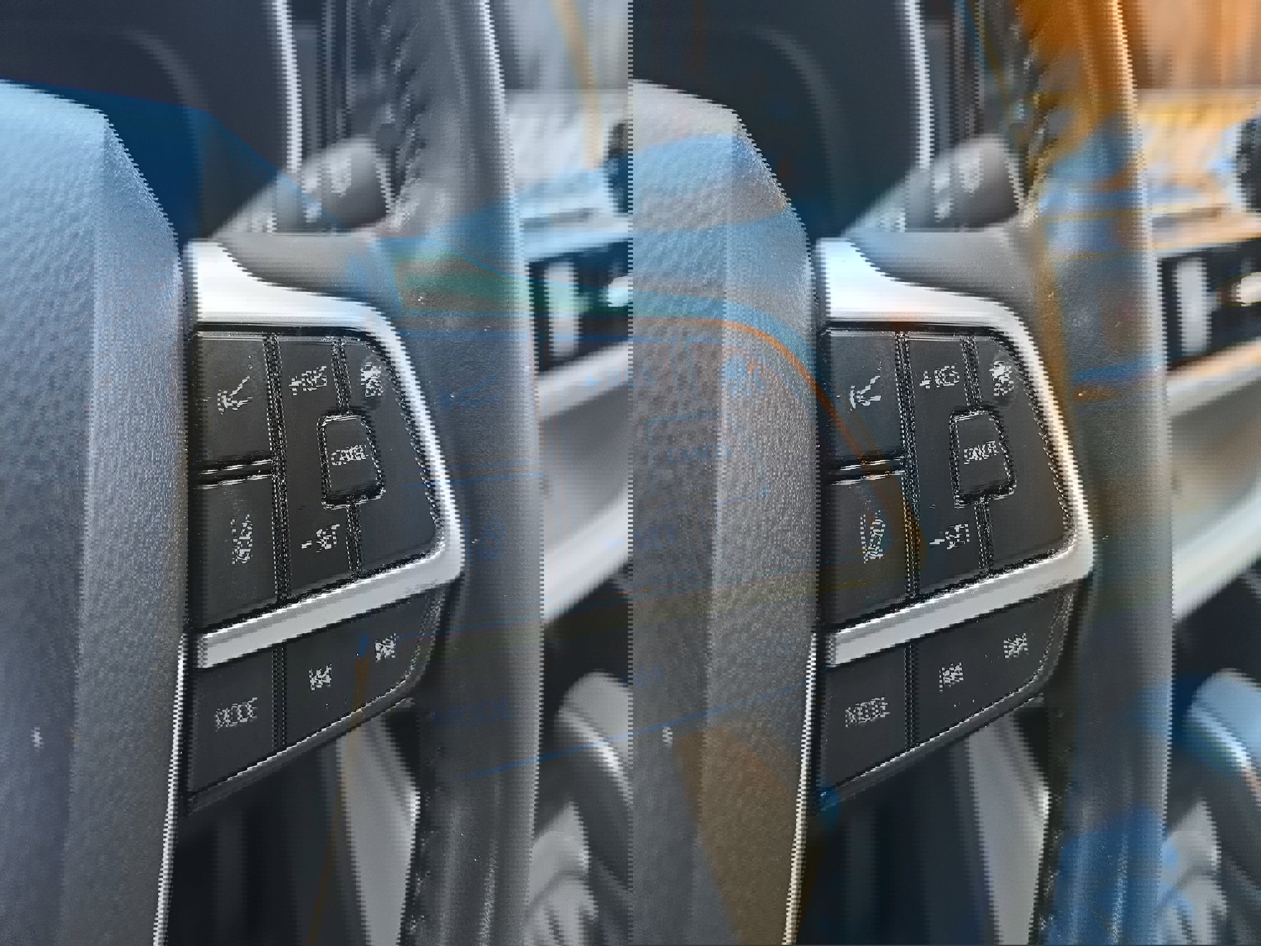 Used 2023 Toyota Highlander Limited image 20