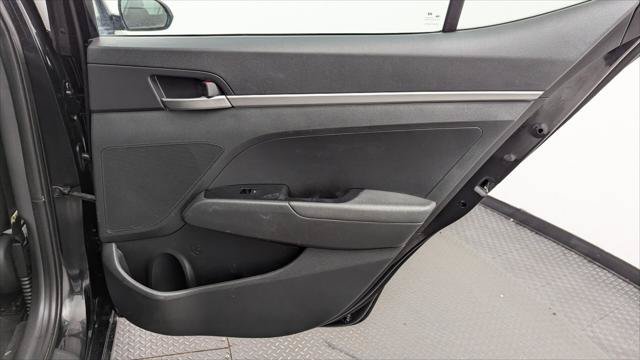 Used 2019 Hyundai Elantra SE w/ Cargo Package FWD image 21