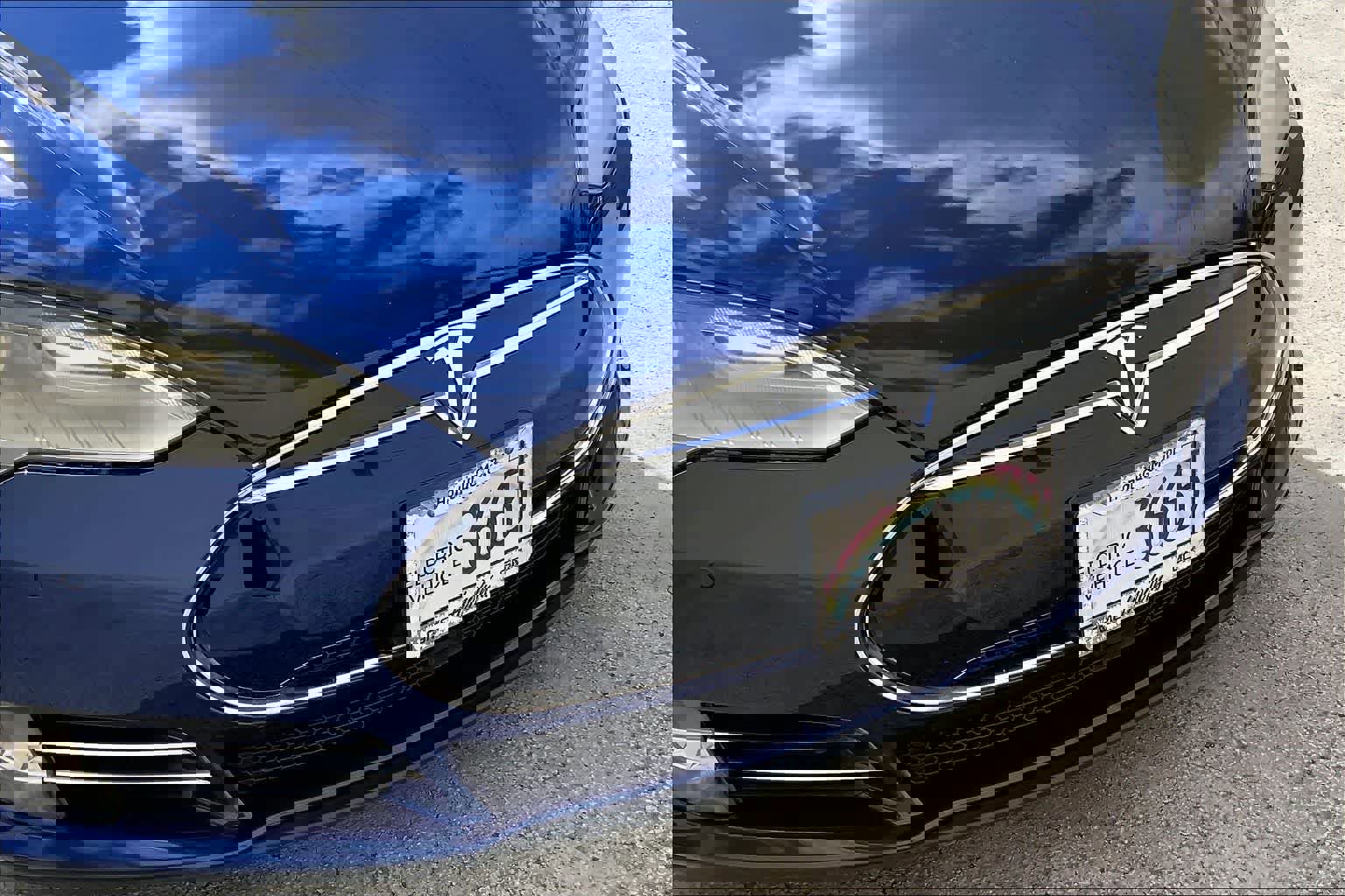 Used 2015 Tesla Model S 70D AWD/4WD image 34