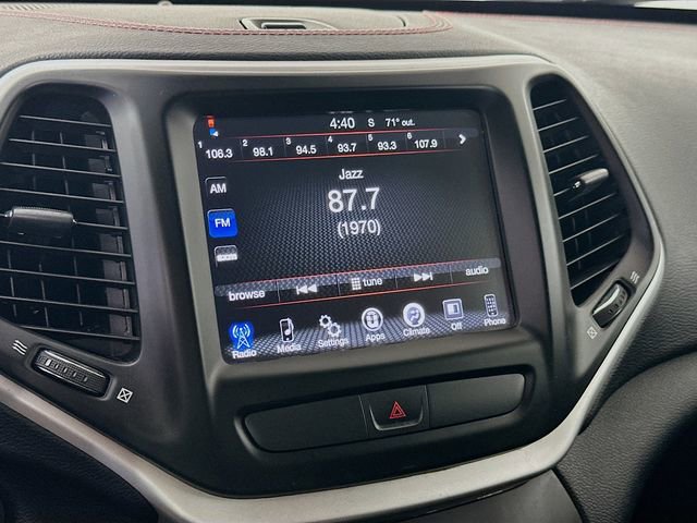 Used 2016 Jeep Cherokee Trailhawk image 15