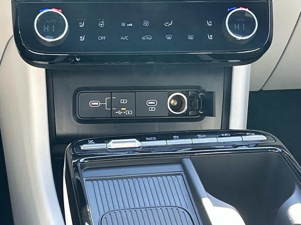 New 2026 Hyundai Tucson Limited image 25