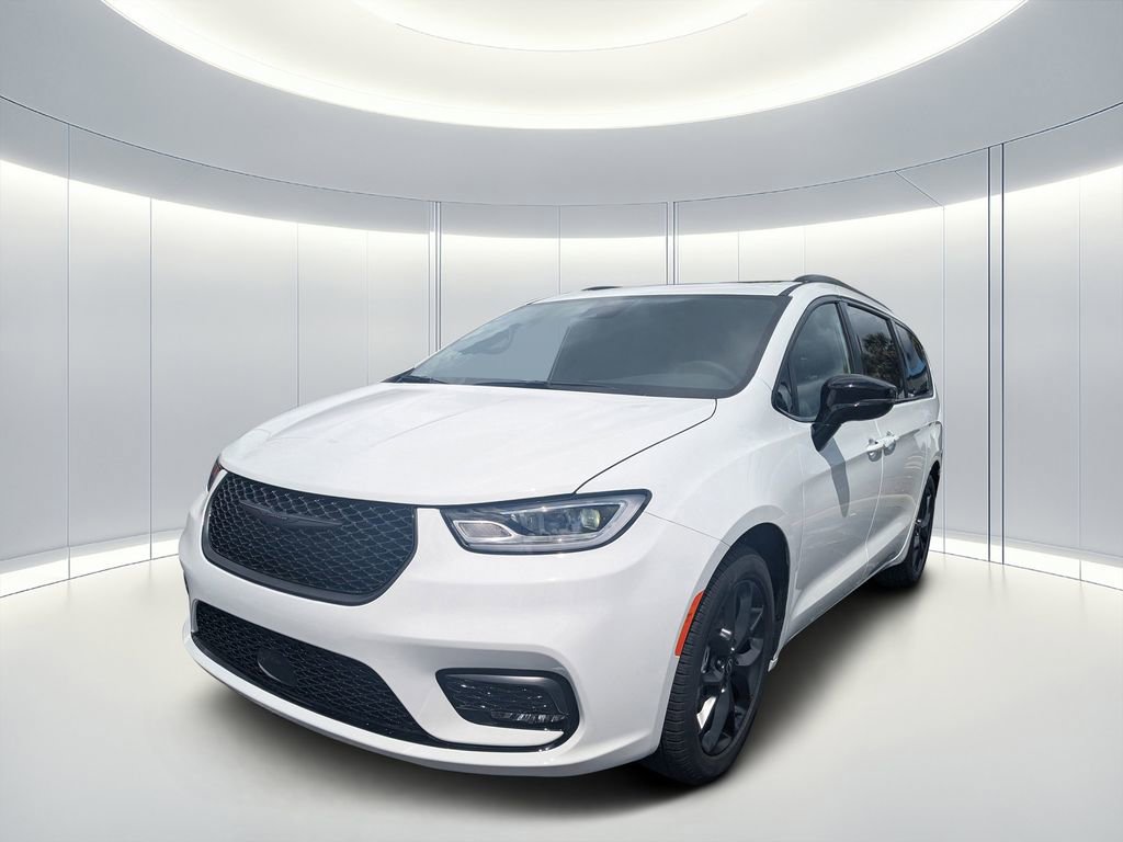 New 2026 Chrysler Pacifica Limited w/ S Appearance Package FWD image 7