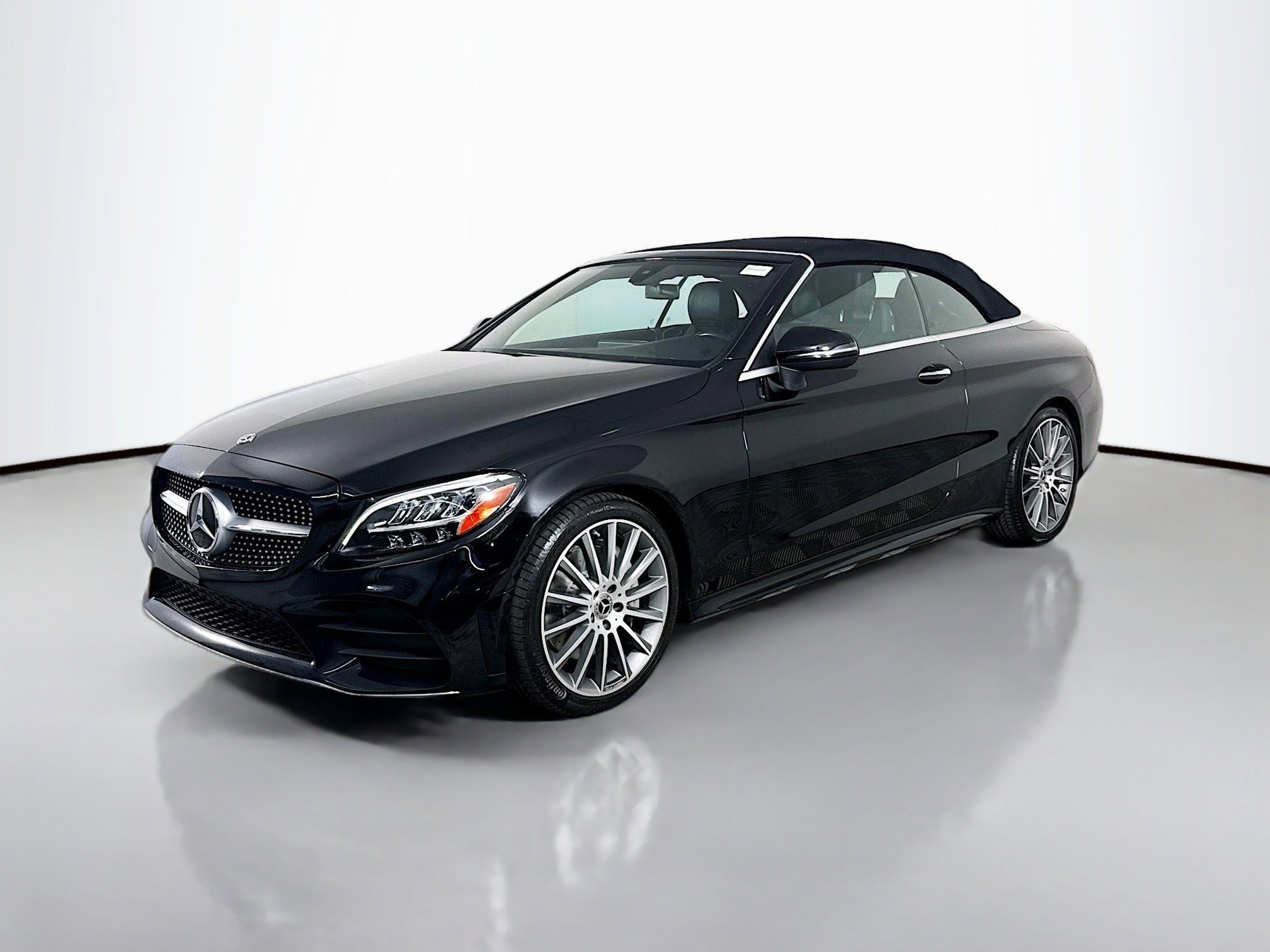 Used 2019 Mercedes-Benz C 300 Cabriolet image 4