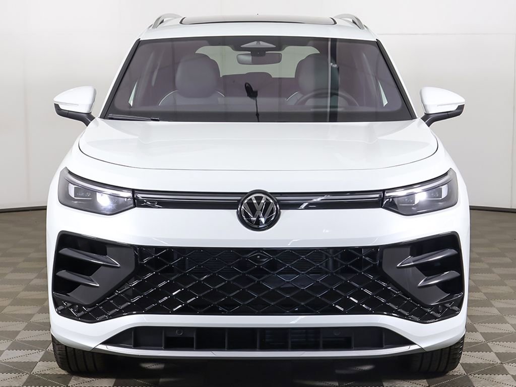Used 2026 Volkswagen Tiguan SEL R-Line AWD/4WD image 17
