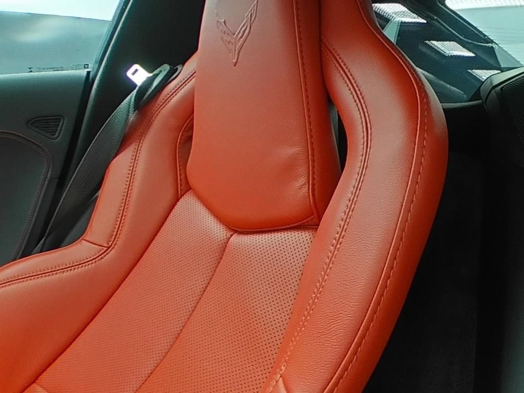 Certified 2022 Chevrolet Corvette Stingray Coupe w/ 1LT RWD image 9