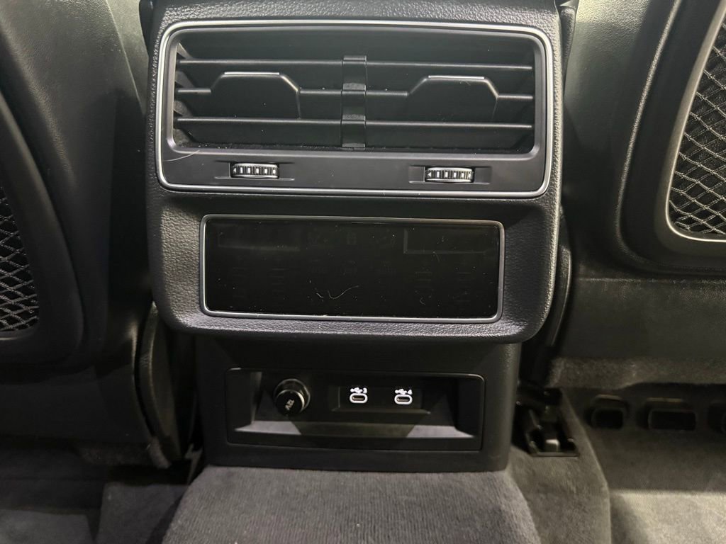 Used 2021 Audi SQ7 Premium Plus w/ Driver Assistance Package image 33