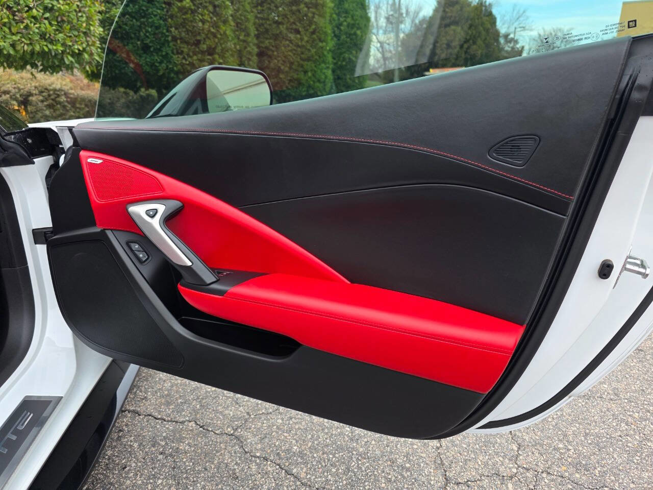 Used 2017 Chevrolet Corvette Stingray Coupe image 32