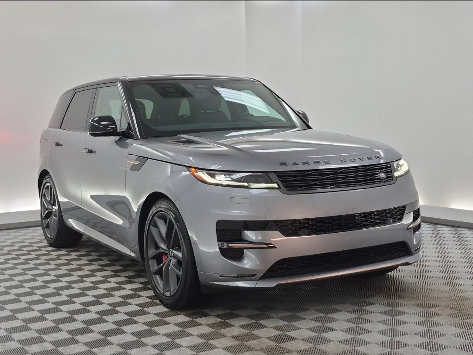 Used 2024 Land Rover Range Rover Sport Dynamic SE AWD/4WD image 7