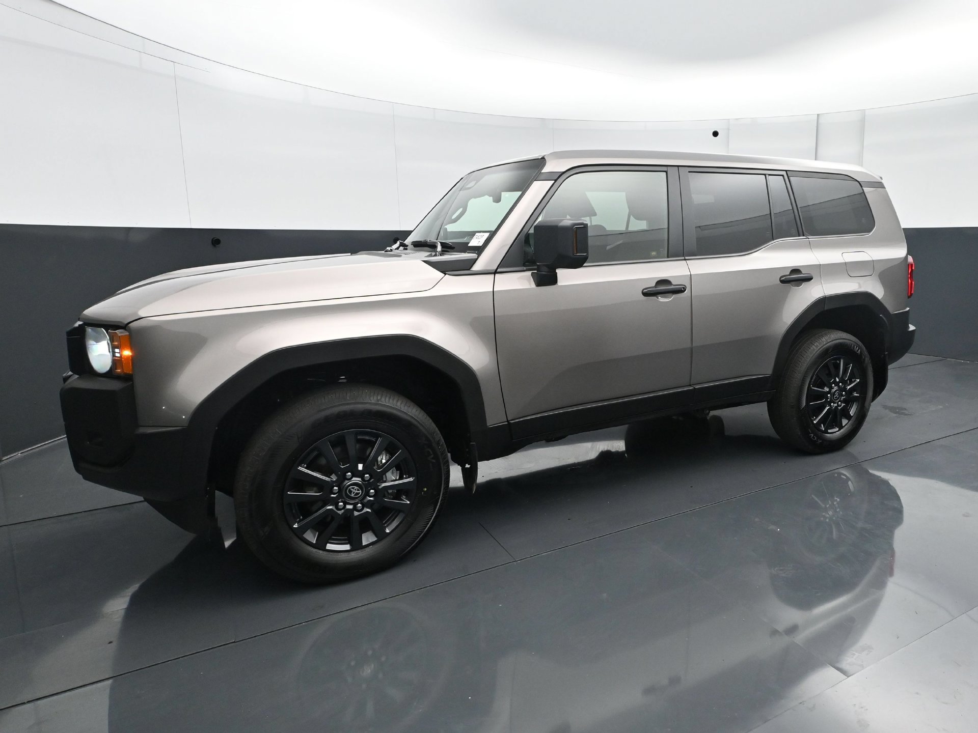 Used 2026 Toyota Land Cruiser 1958 AWD/4WD image 2