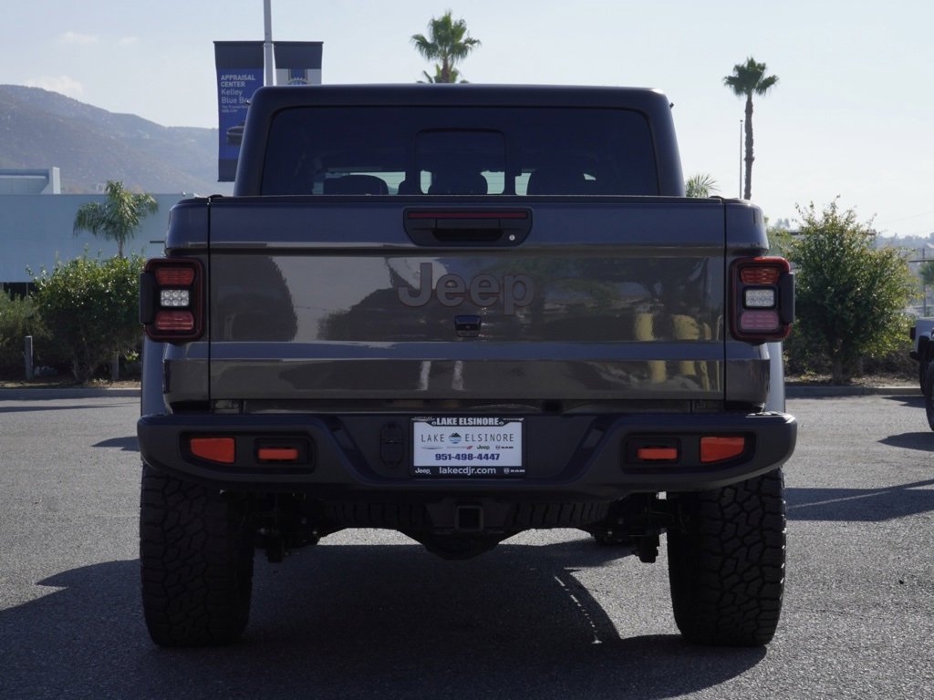 Used 2024 Jeep Gladiator Mojave w/ Convenience Group image 5