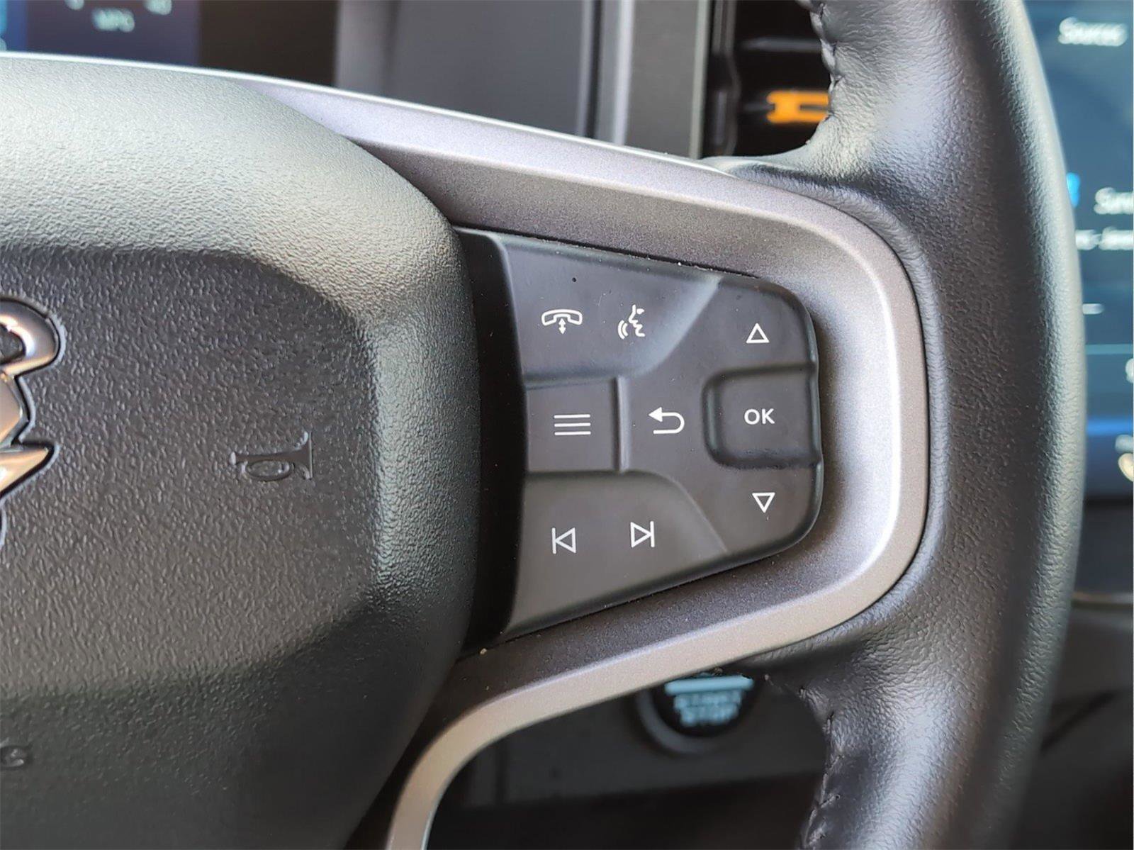 Used 2024 Ford Bronco Badlands image 17