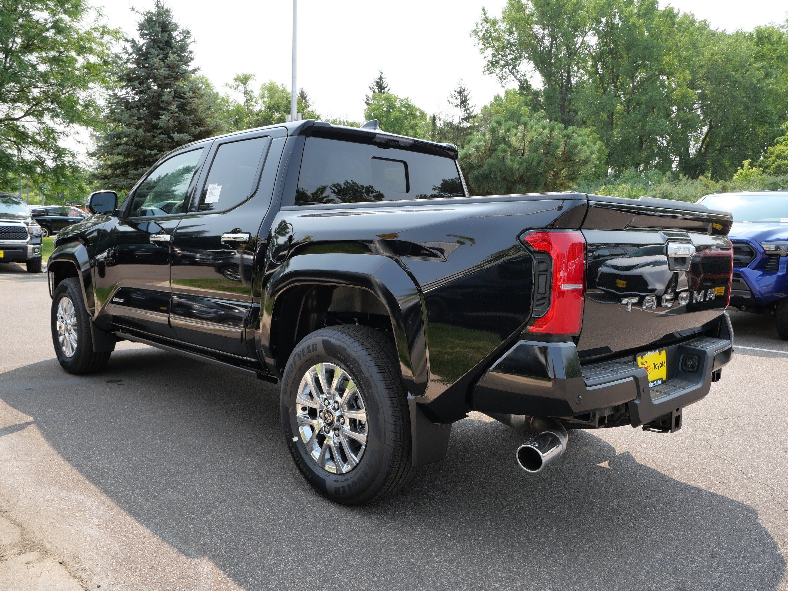 New 2026 Toyota Tacoma Limited AWD/4WD image 5