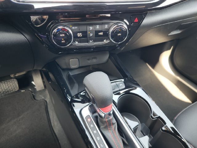 New 2026 Chevrolet Trax RS w/ Sunroof Package FWD image 21