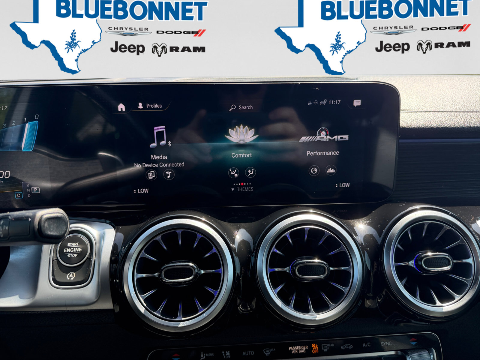 Used 2022 Mercedes-Benz GLB 35 AMG 4MATIC image 15