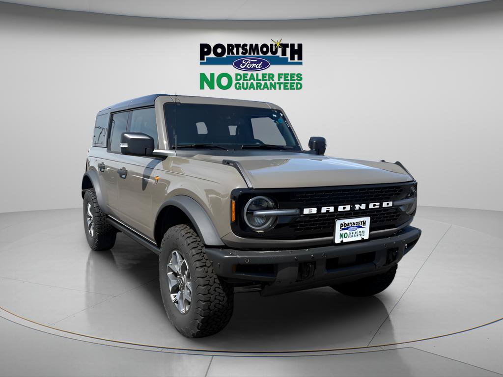 New 2025 Ford Bronco Badlands AWD/4WD image 2