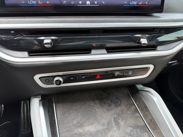 Used 2026 BMW X6 M60i w/ Parking Assistance Package AWD/4WD image 23