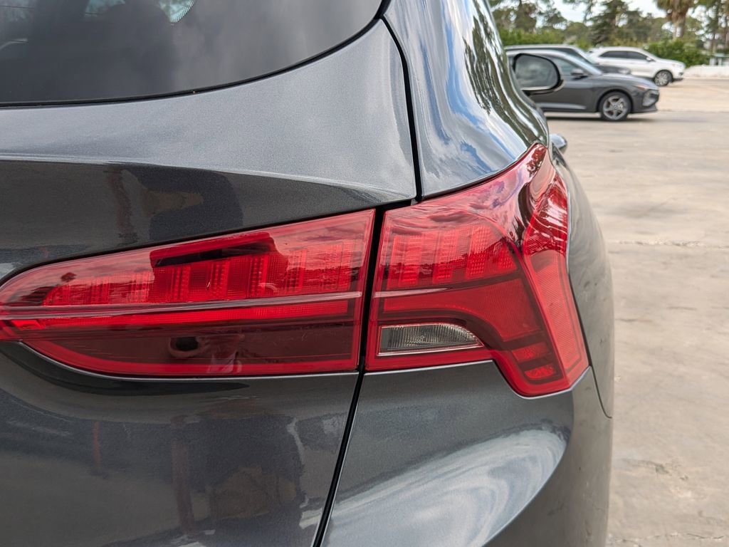 Used 2021 Hyundai Santa Fe SEL FWD image 11