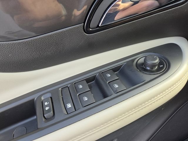 Certified 2021 Buick Encore Preferred image 6