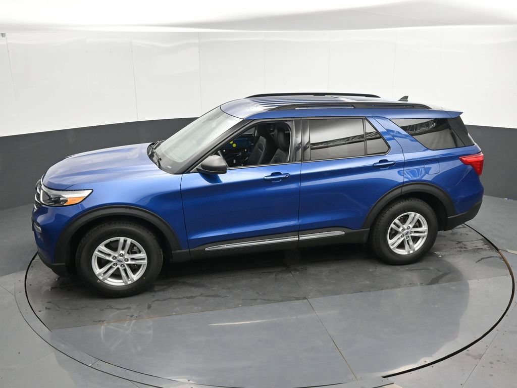 Used 2022 Ford Explorer XLT w/ Equipment Group 202A image 39
