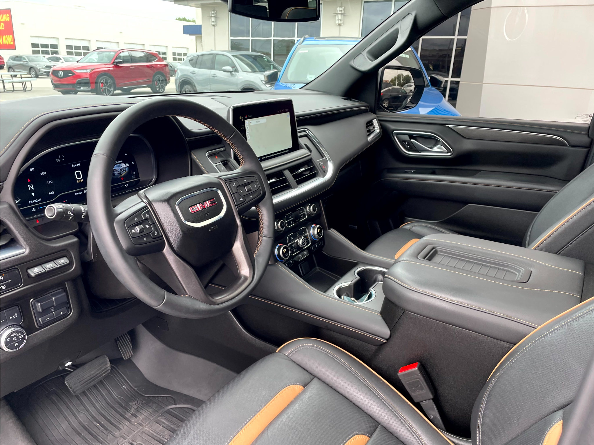 Used 2024 GMC Yukon AT4 w/ Technology Package AWD/4WD image 13
