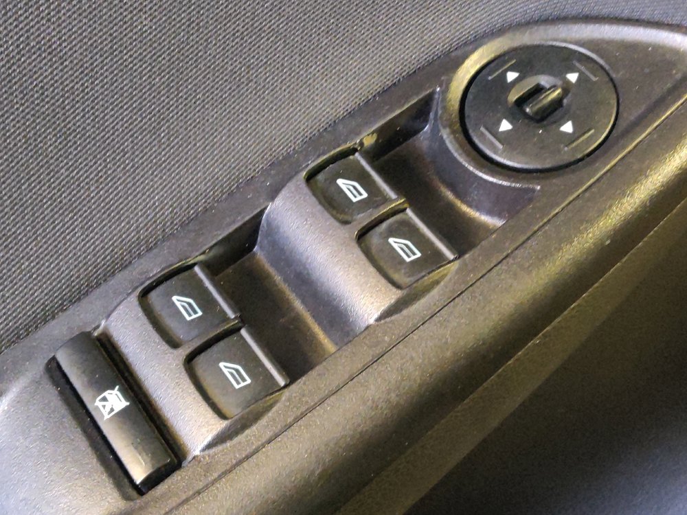 Used 2018 Ford Focus SE w/ Interior Protection Package FWD image 27