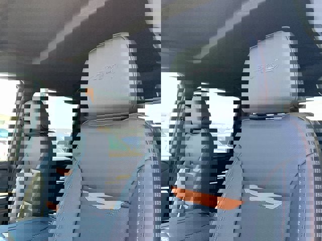 New 2025 GMC Sierra 2500 AT4 w/ AT4 Preferred Package image 18