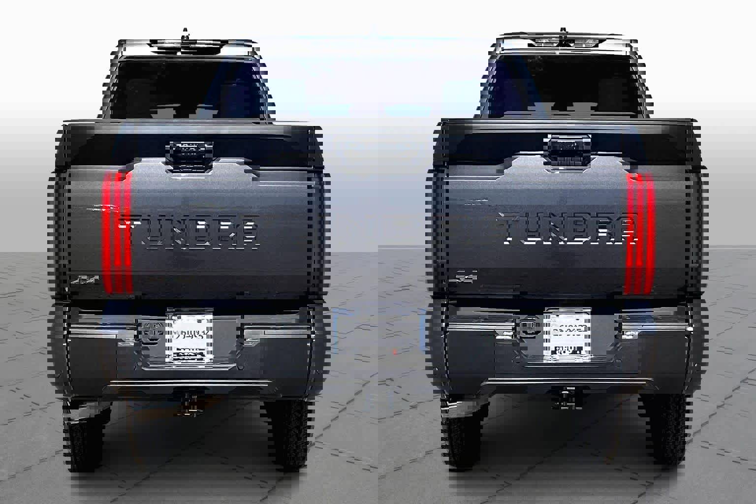 Used 2025 Toyota Tundra SR5 w/ SR5 Convenience Package image 5