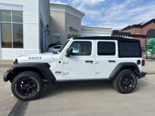 Used 2022 Jeep Wrangler Unlimited Sport image 3
