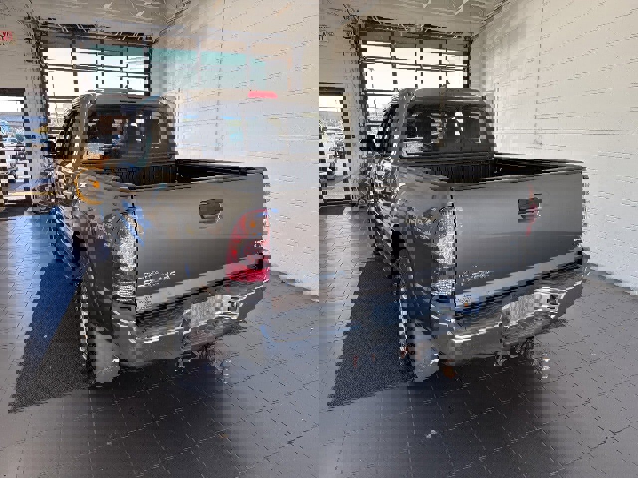 Used 2015 Toyota Tacoma 4x4 Double Cab image 6