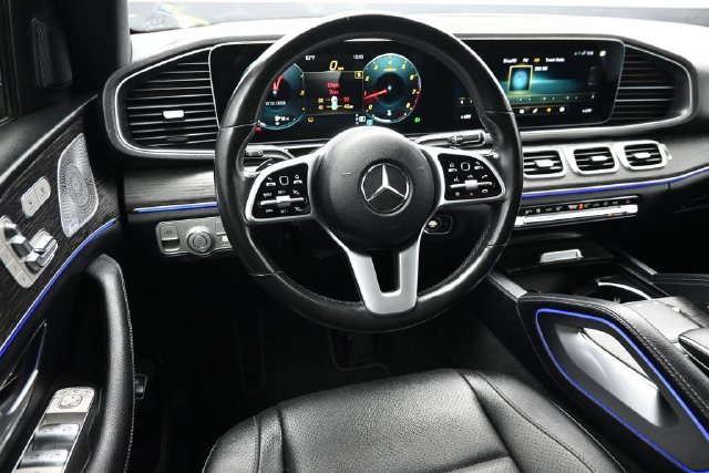 Used 2021 Mercedes-Benz GLE 350 w/ Premium Package image 11