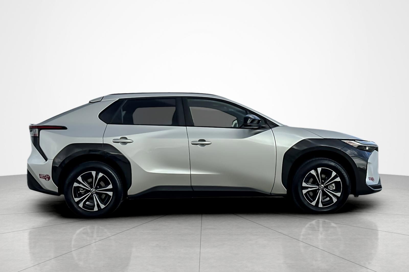 Certified 2023 Toyota bZ4X XLE image 6