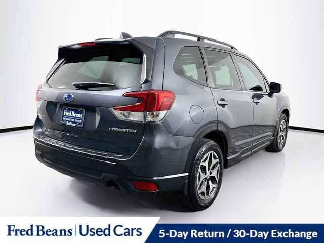 Used 2020 Subaru Forester Premium AWD/4WD image 11