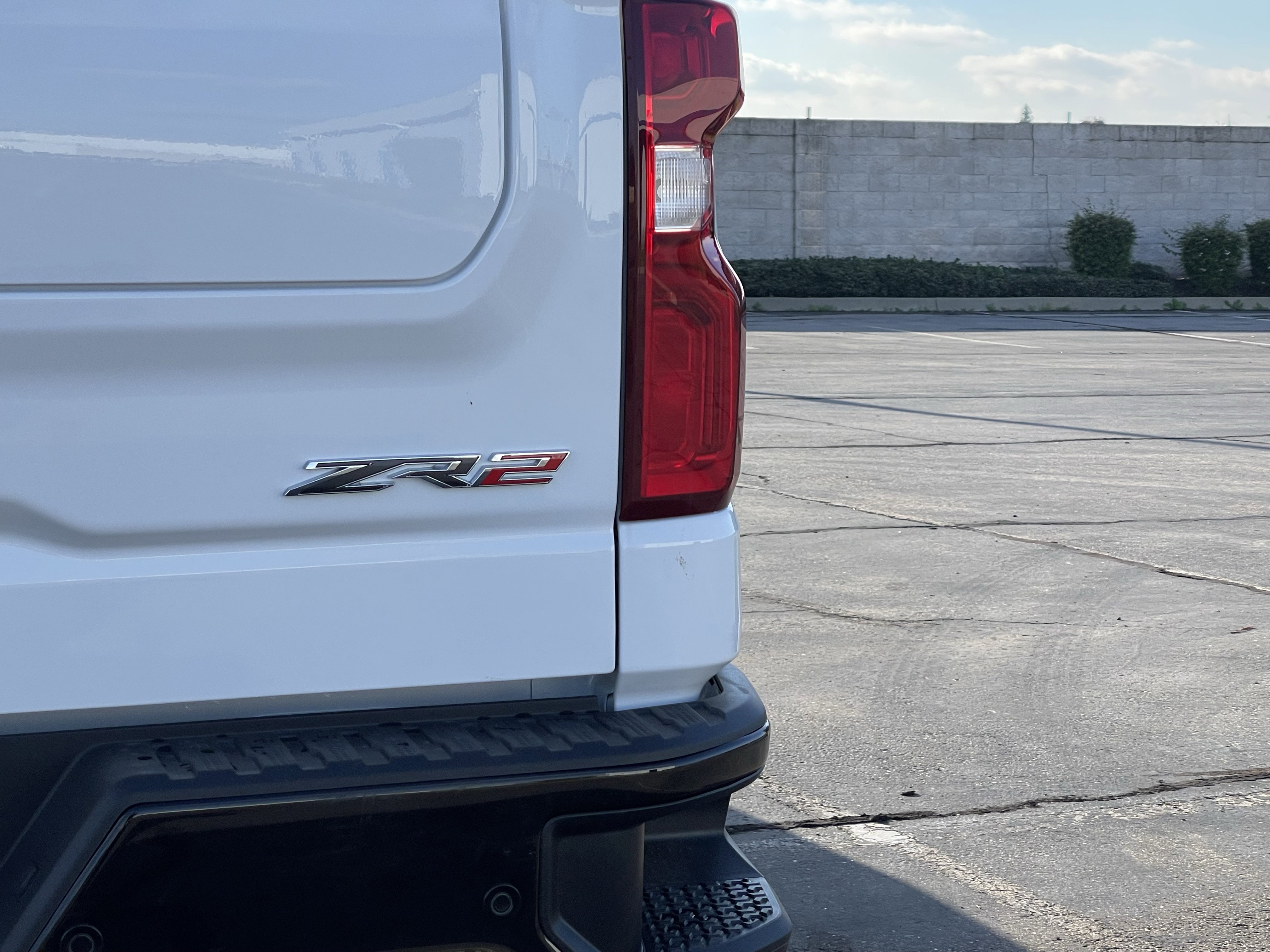 New 2026 Chevrolet Silverado 1500 ZR2 image 9