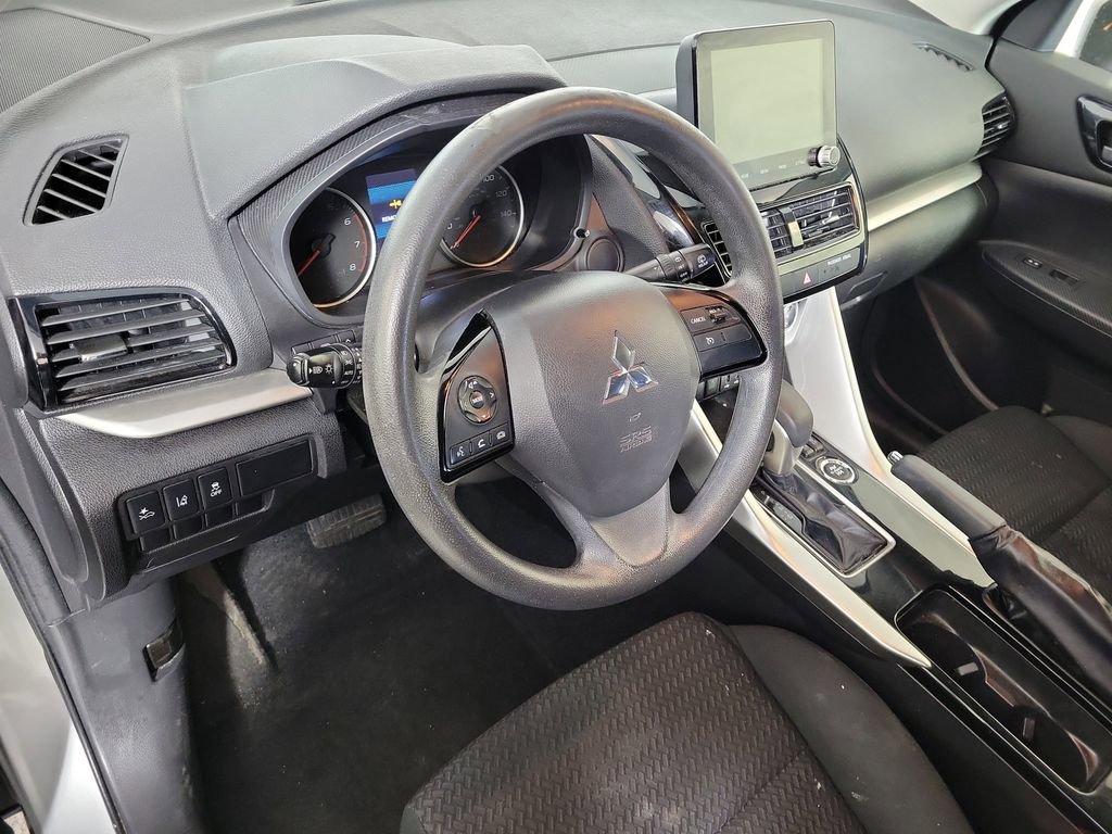 Used 2023 Mitsubishi Eclipse Cross LE AWD/4WD image 12