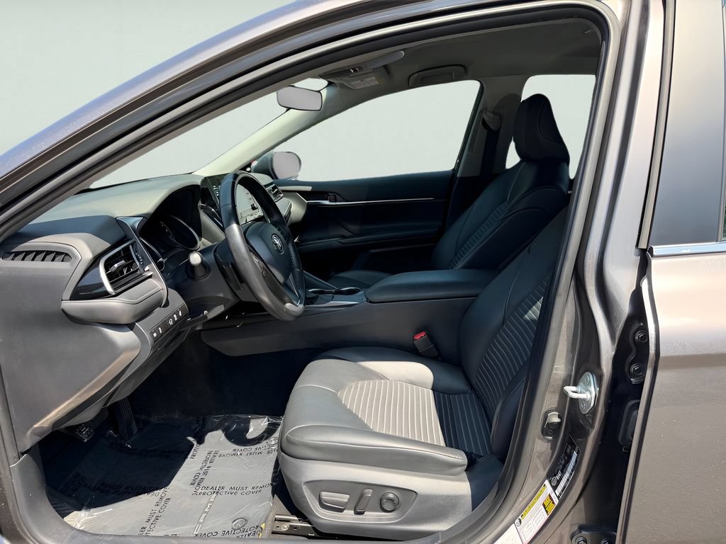 Used 2024 Toyota Camry SE FWD image 16