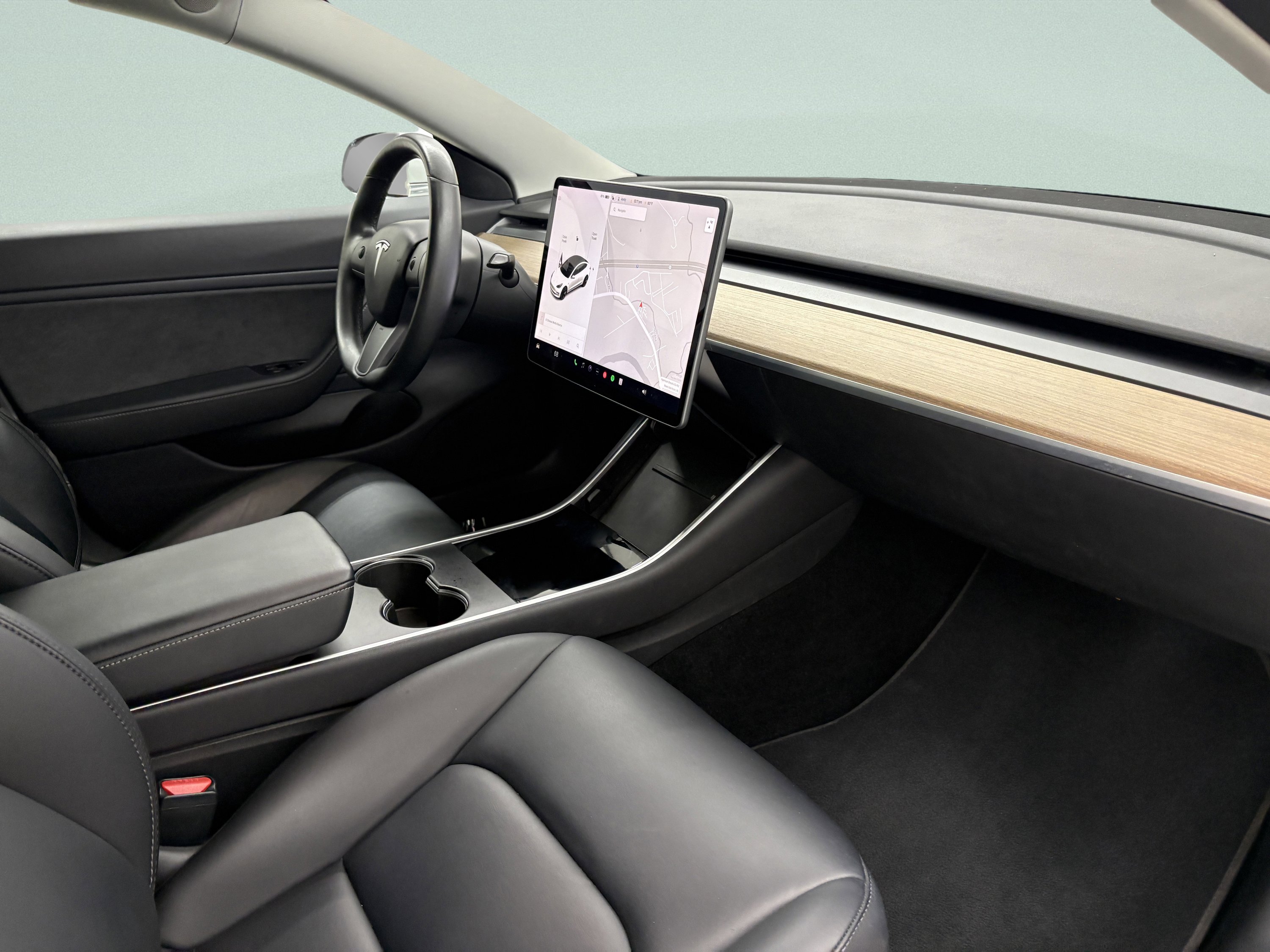 Used 2019 Tesla Model 3 Standard Range Plus image 19