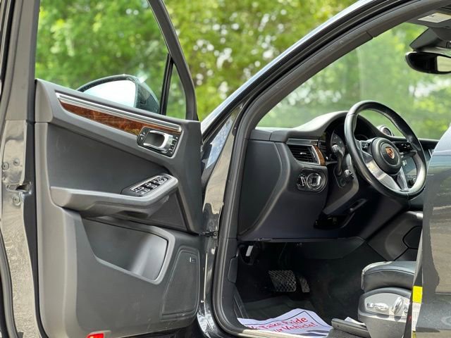 Used 2018 Porsche Macan S AWD/4WD image 9