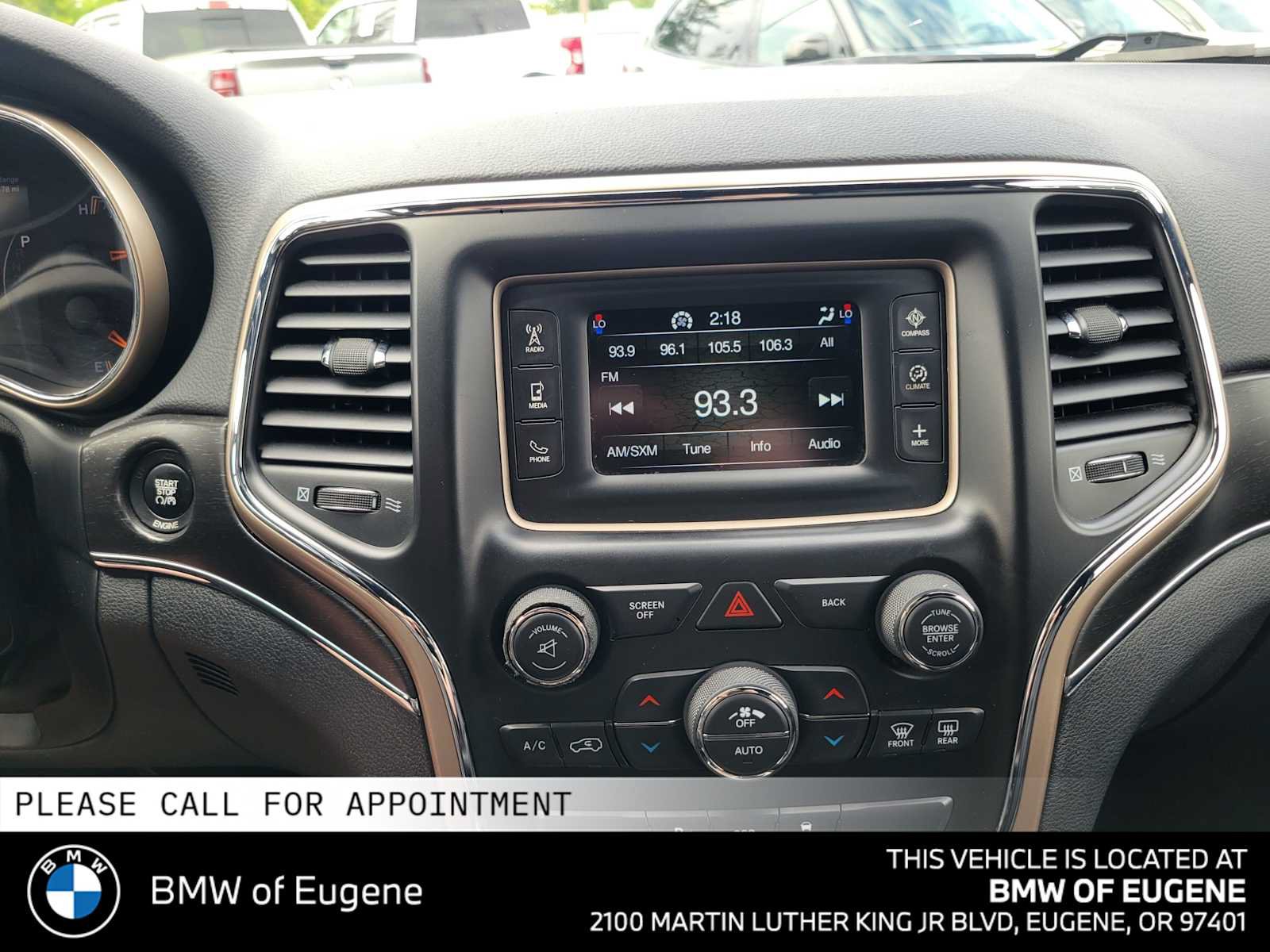 Used 2015 Jeep Grand Cherokee Limited AWD/4WD image 30