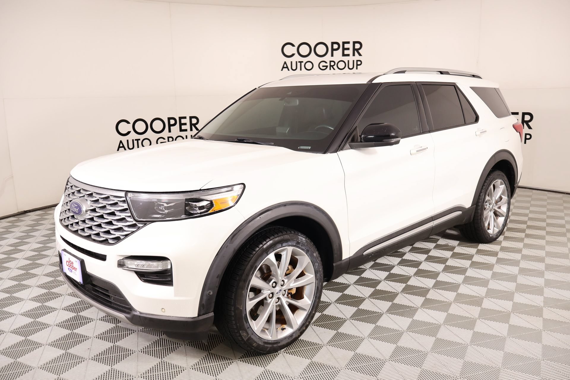 Used 2021 Ford Explorer Platinum w/ Equipment Group 601A AWD/4WD image 11