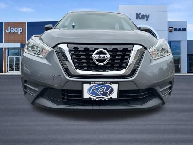 Used 2019 Nissan Kicks S FWD image 9