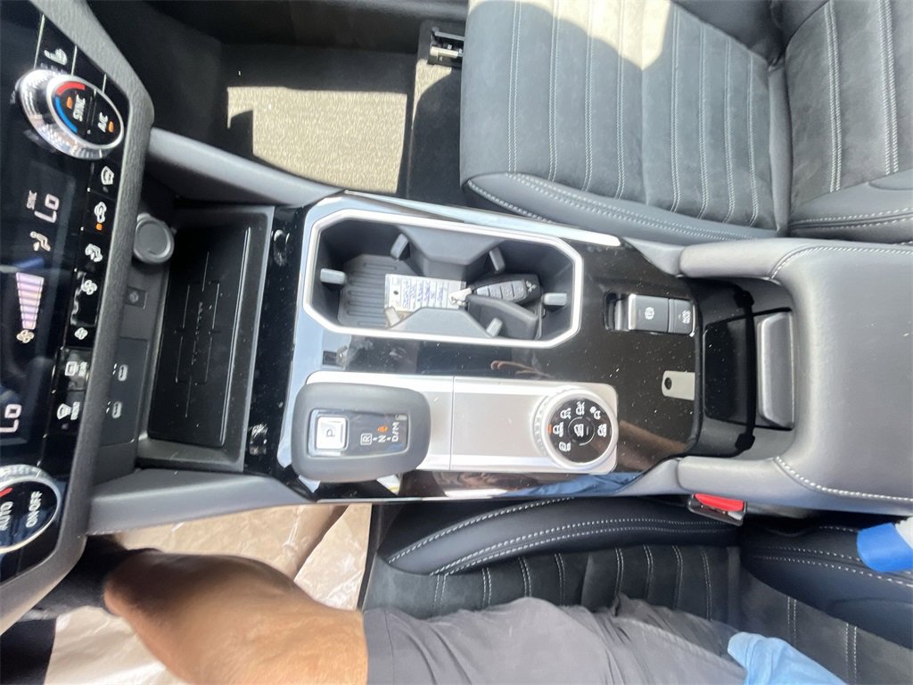 New 2025 Mitsubishi Outlander SE image 20